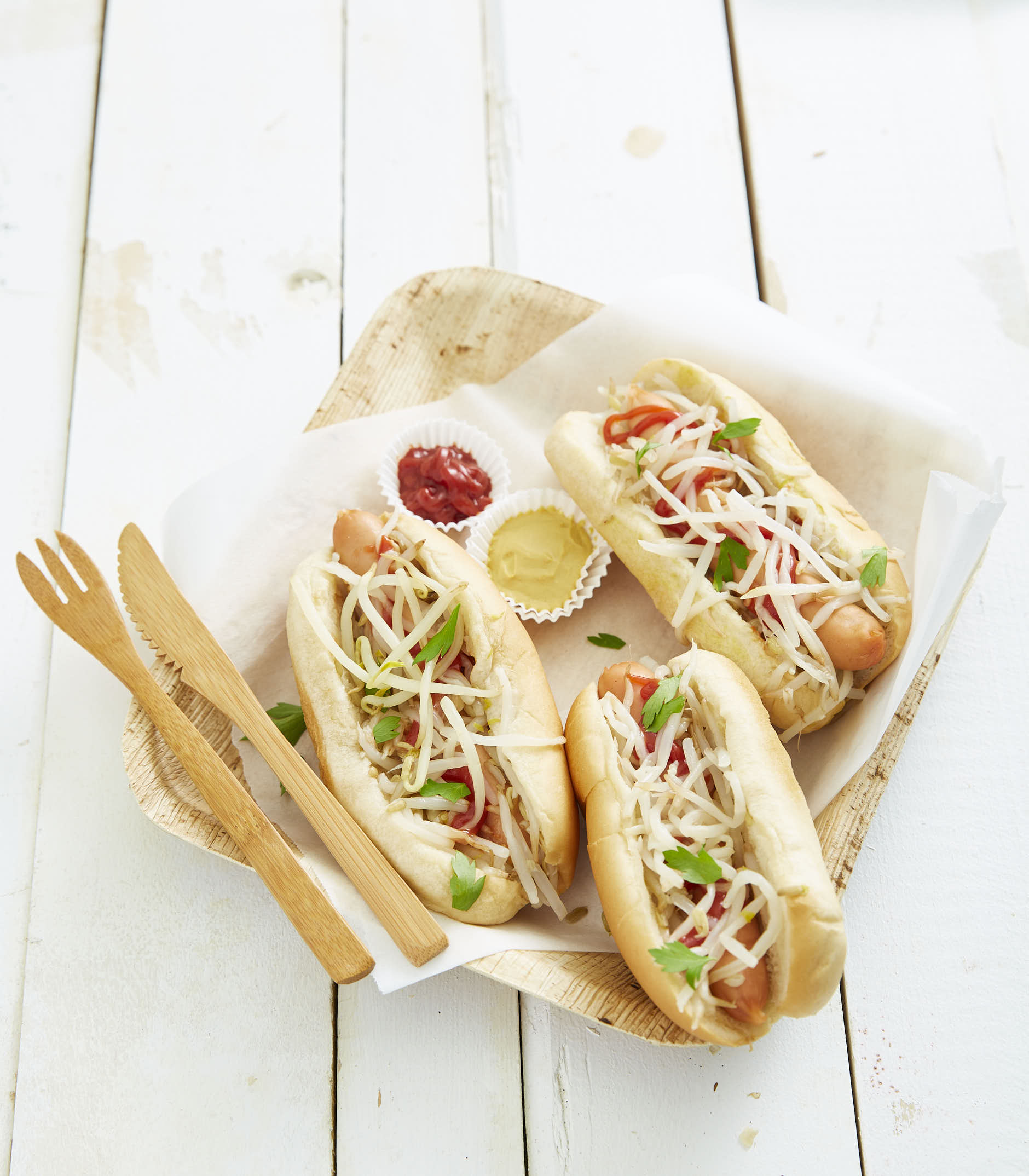 Hot-dog aux pousses de haricot mungo